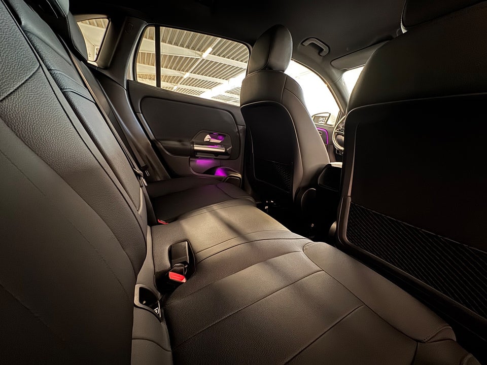 Mercedes EQA300 Progressive 4Matic 5d