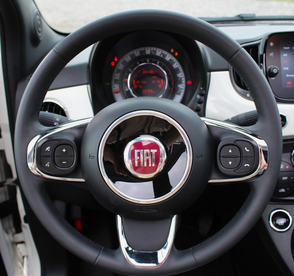 Fiat 500C 1,0 Hybrid Dolcevita 2d