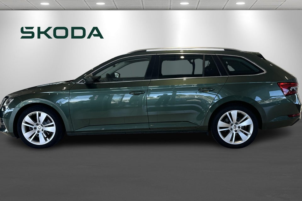 Skoda Superb 1,4 TSi iV Plus Combi DSG 5d