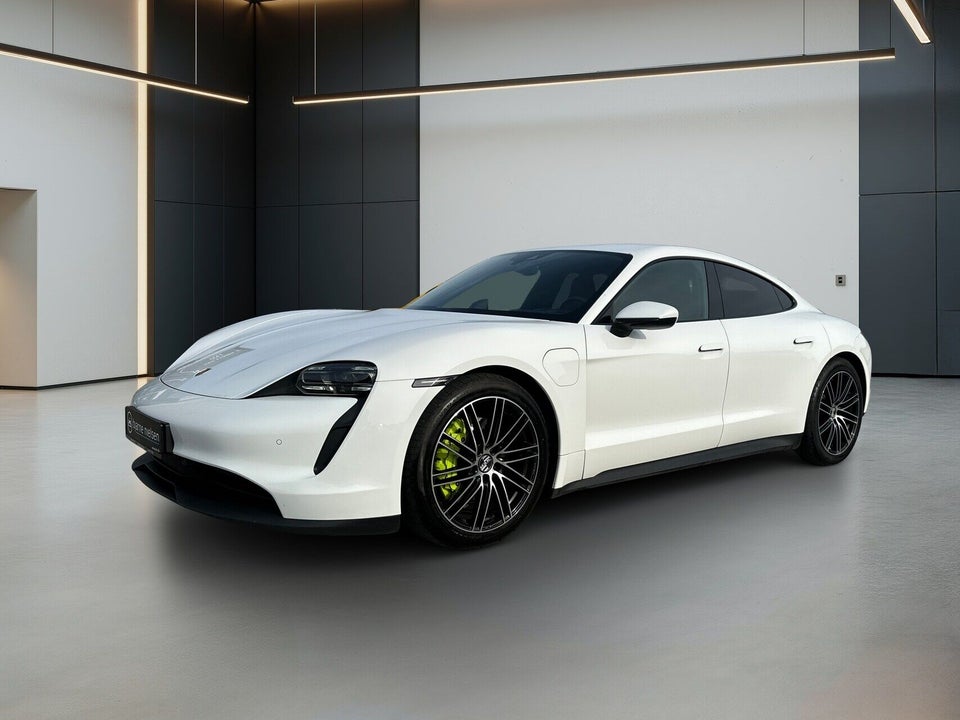 Porsche Taycan Performance+ 4d