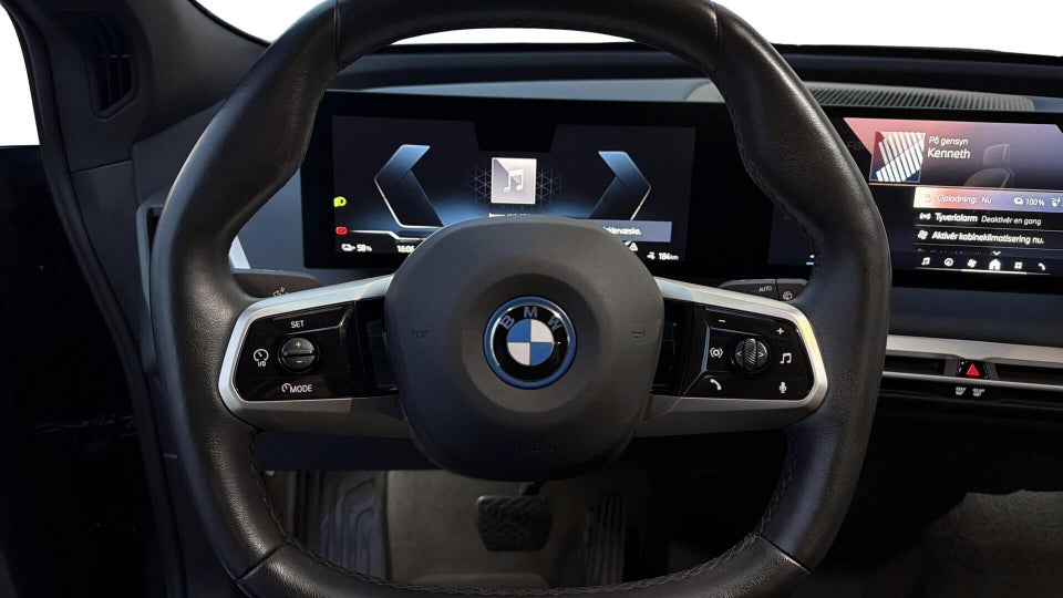 BMW iX xDrive40 Sport 5d