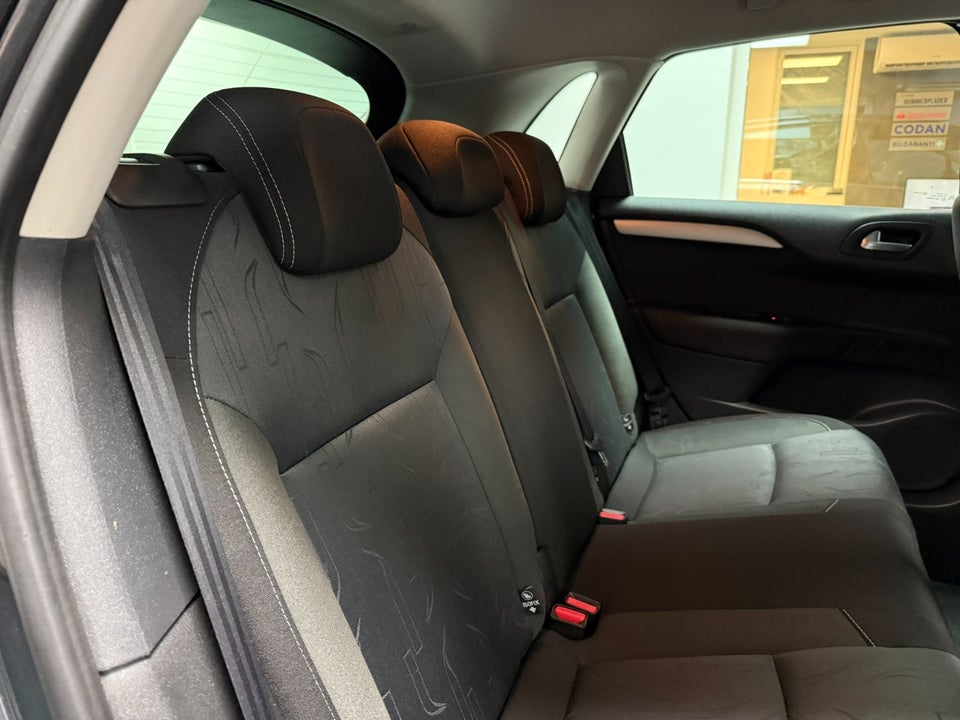 Citroën C4 1,6 e-HDi 112 Seduction E6G 5d