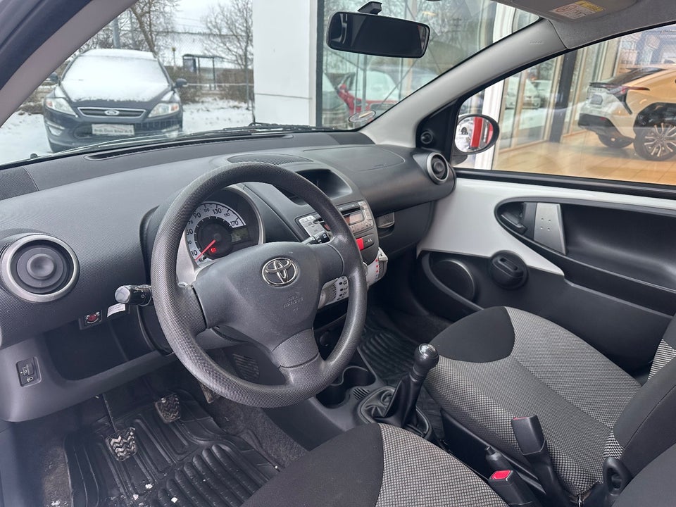 Toyota Aygo 1,0 VVT-i T1 5d
