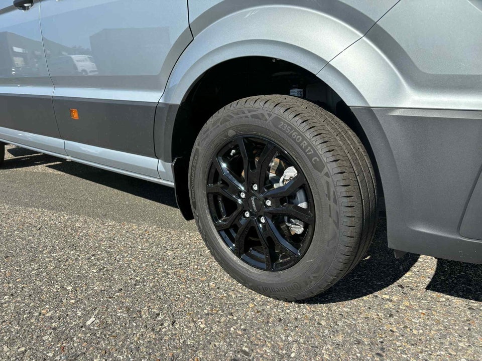 MAN TGE 2,0 3.200 Kassevogn L3H3 aut. FWD