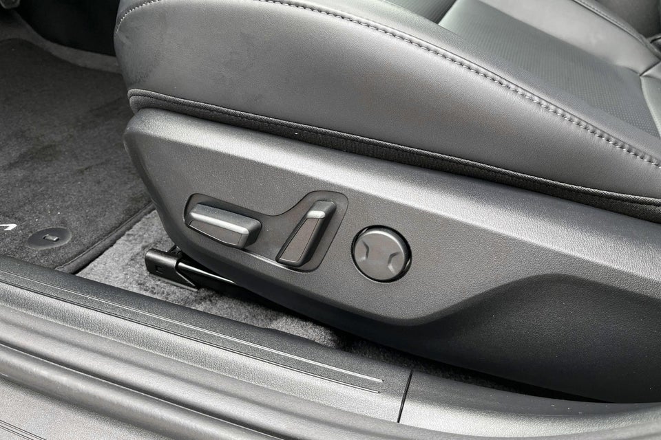 Kia EV4 81 Long Range Earth 5d