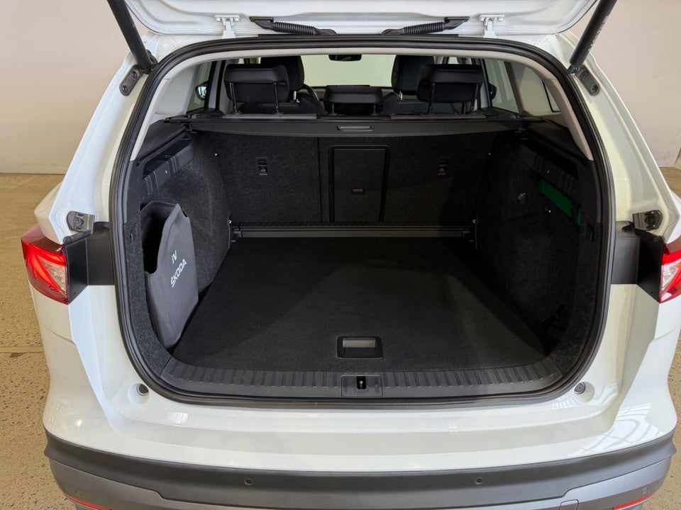 Skoda Enyaq 80 iV Plus Loft 5d