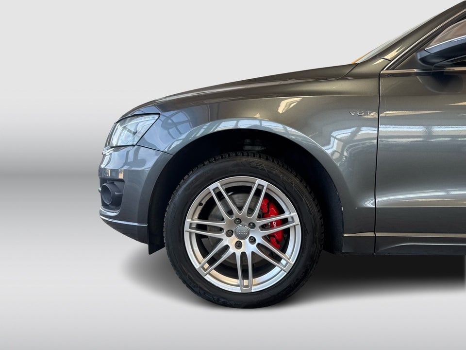 Audi Q5 3,0 TDi 240 quattro S-tr. 5d