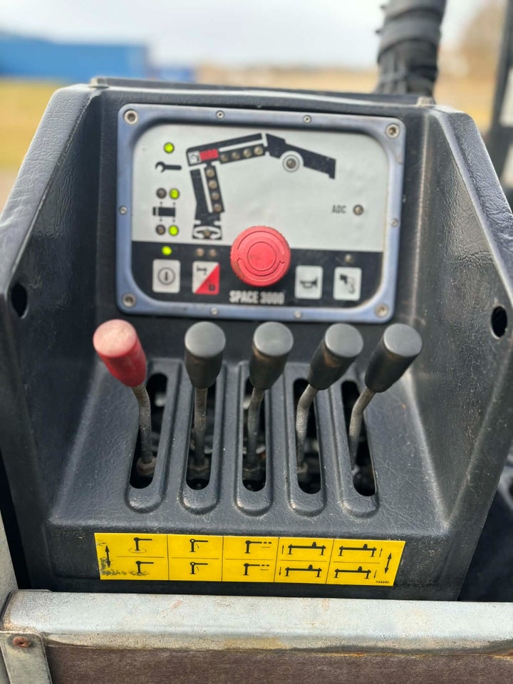 Peugeot Boxer 335 2,2 HDi 130 Ladvogn L3 2d