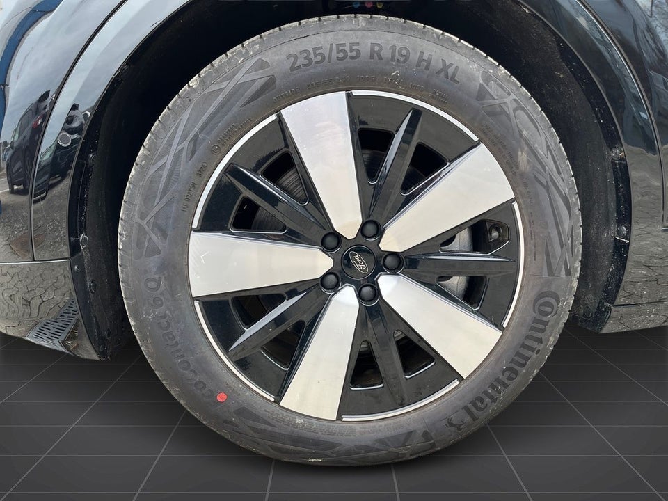 Ford Capri 77 Select Extended Range 5d