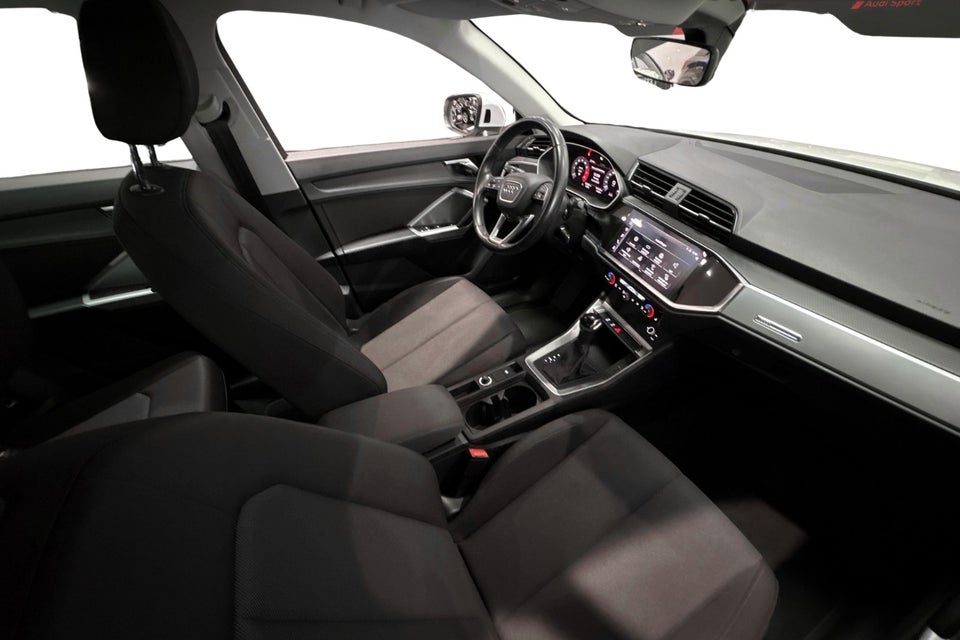 Audi Q3 35 TFSi Advanced S-tr. 5d