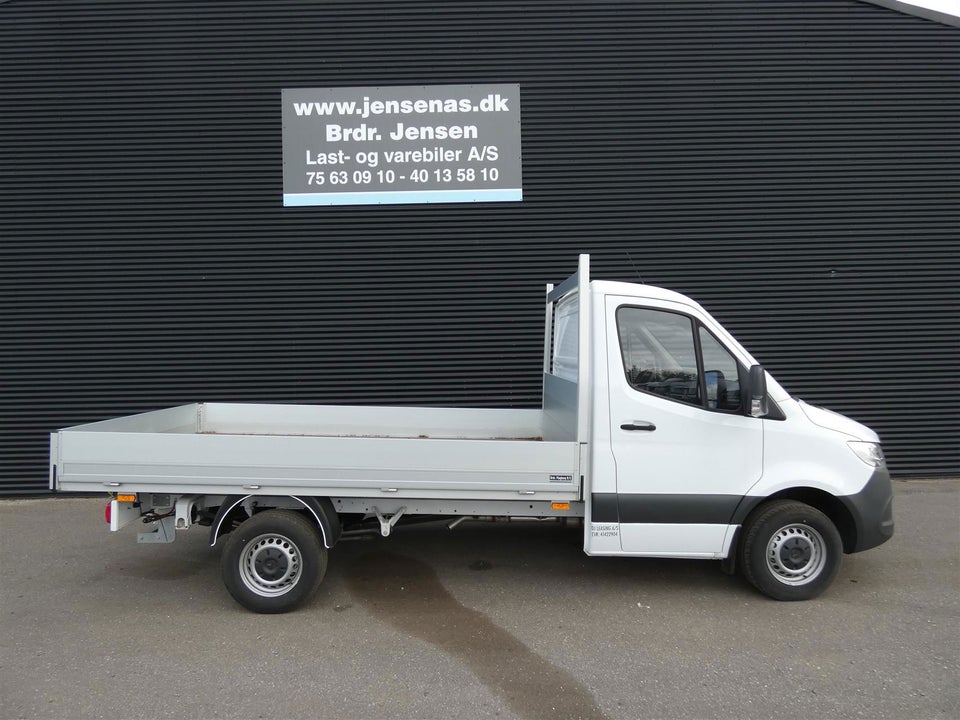 Mercedes Sprinter 317 2,0 CDi A2 Chassis aut. RWD 2d