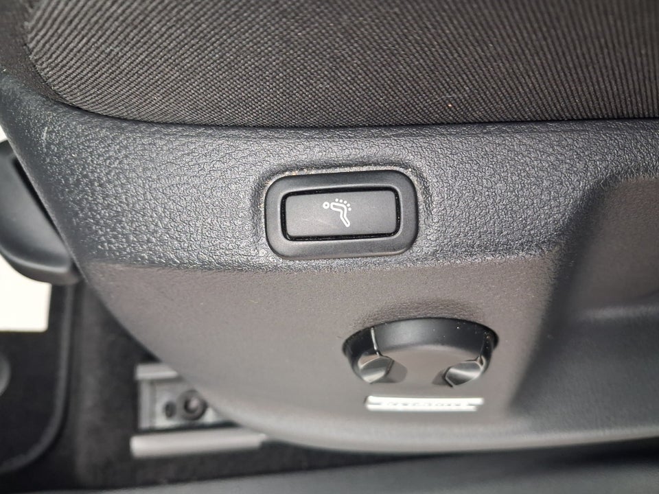 VW Touran 2,0 TDi 150 Highline DSG Van 5d