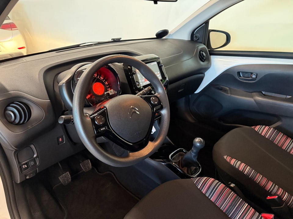 Citroën C1 1,0 VTi Shine 5d