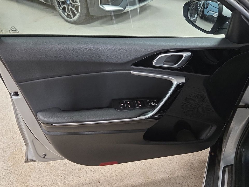 Kia XCeed 1,6 PHEV Upgrade Intro DCT 5d