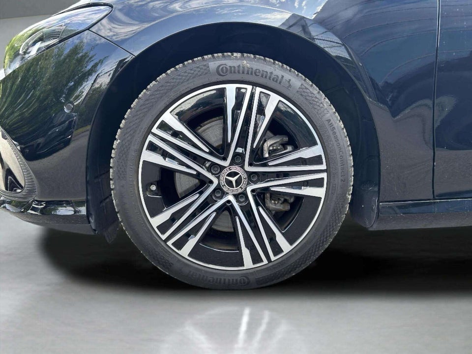 Mercedes CLA250+ EQ Progressive Advance Plus 4d