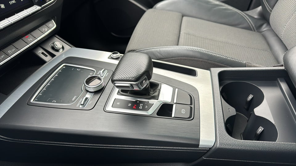 Audi Q5 50 TDi S-line quattro Tiptr. Van 5d