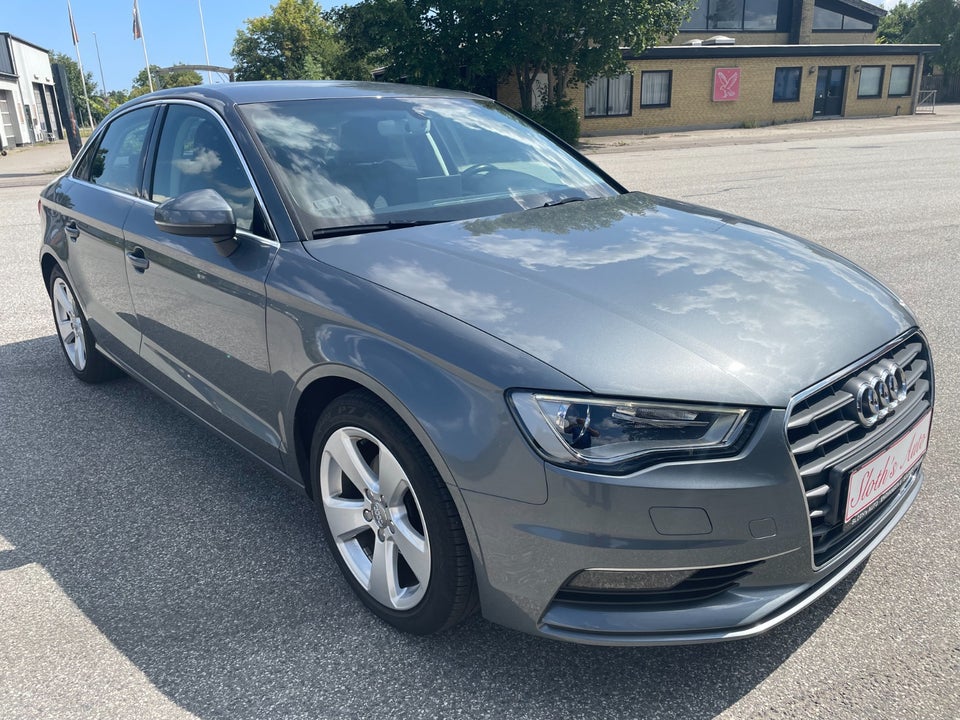 Audi A3 1,4 TFSi 150 Ambition S-tr. 4d