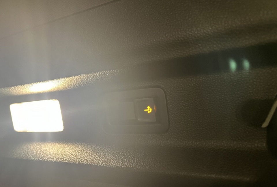 Ford Explorer 77 Select Extended Range 5d