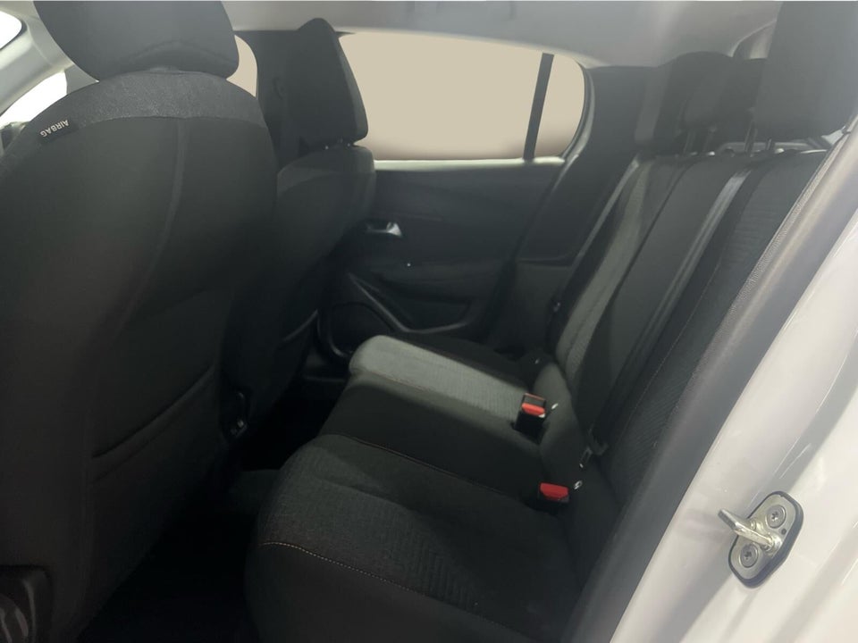 Peugeot e-208 54 Style 5d