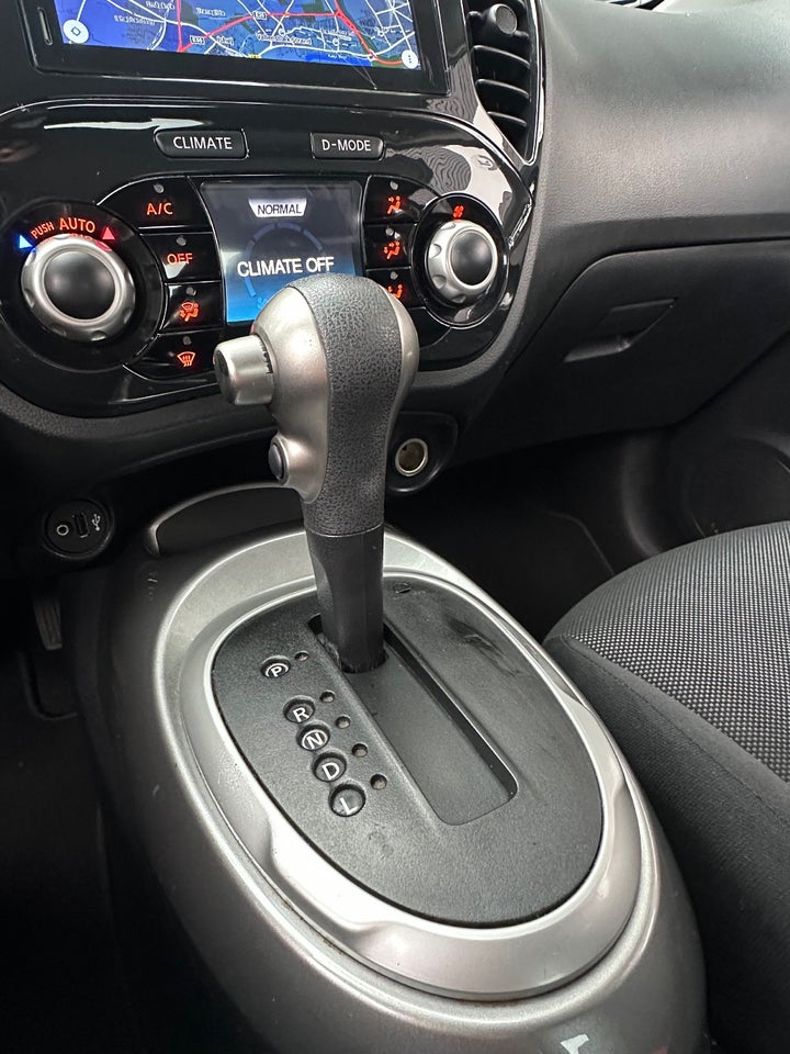 Nissan Juke 1,6 Acenta CVT 5d