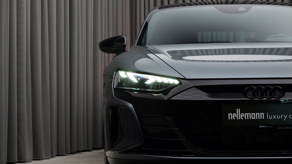 Audi e-tron GT quattro 4d