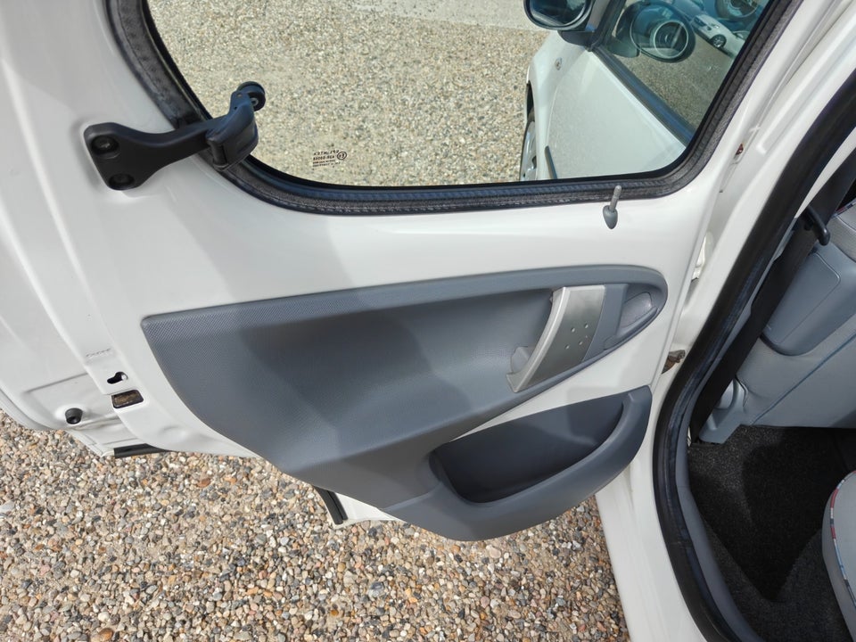 Citroën C1 1,0i SX 5d