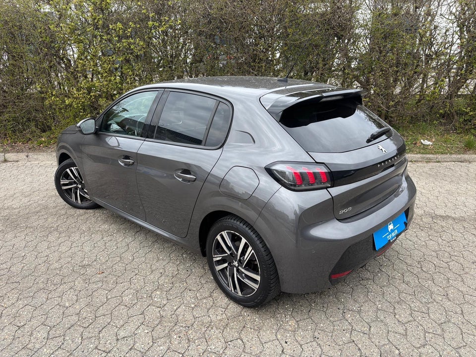 Peugeot 208 1,2 PureTech 100 Allure EAT8 5d