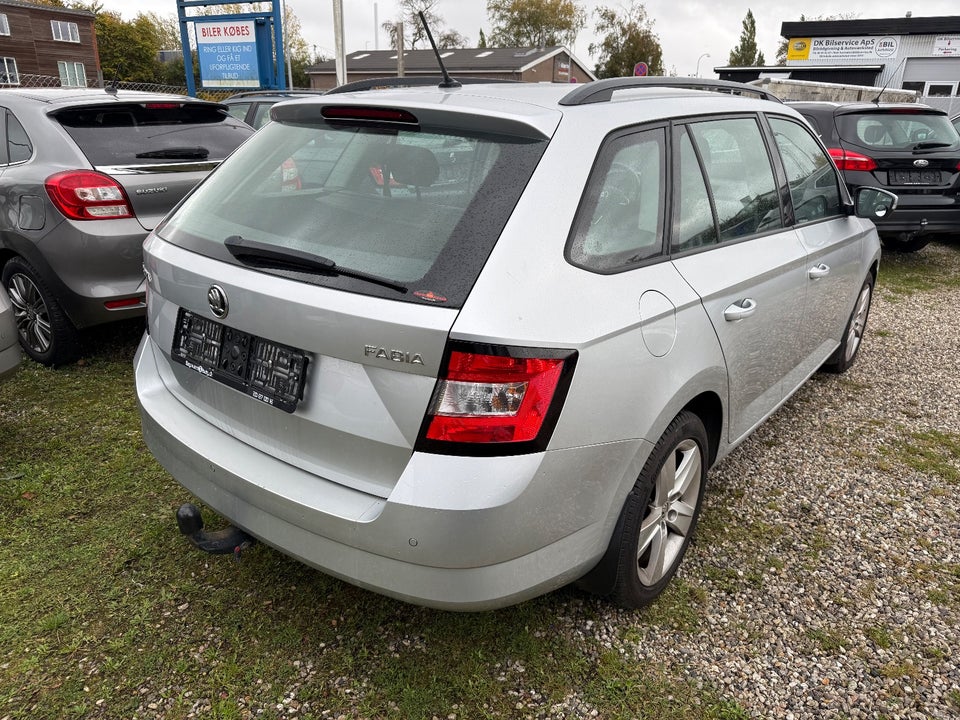 Skoda Fabia 1,2 TSi 110 Style Combi DSG 5d