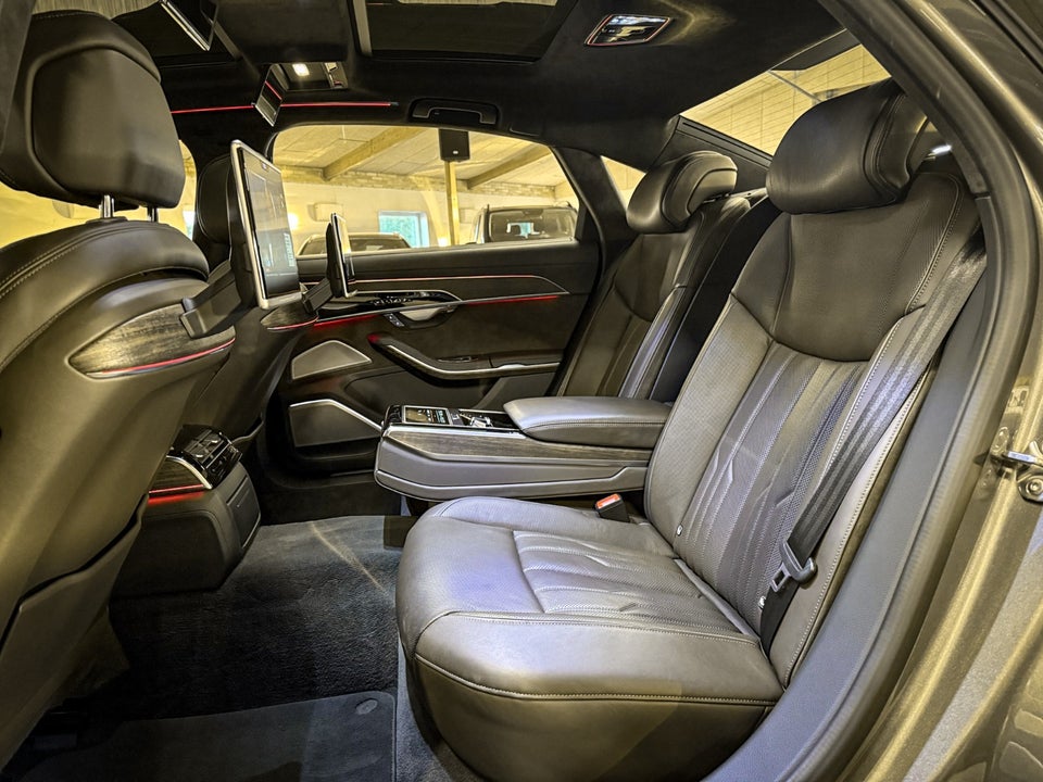 Audi A8 50 TDi quattro Tiptr. lang 4d