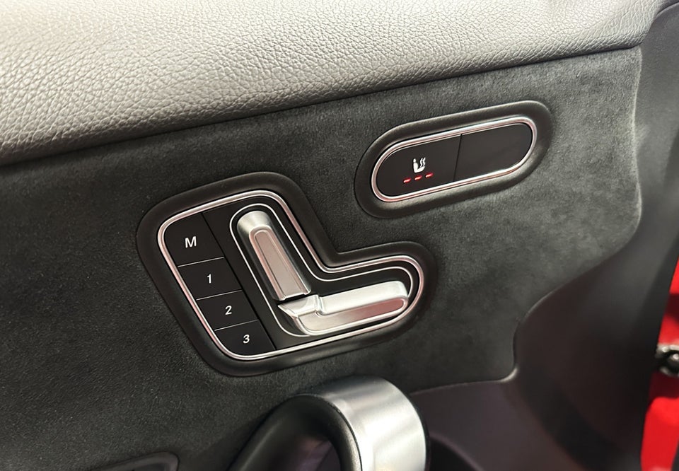 Mercedes A250 2,0 AMG Line aut. 5d