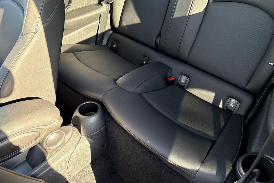 MINI Cooper SE Classic Trim 3d