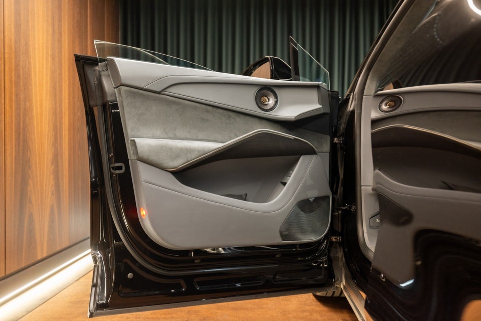 Lotus Eletre S 5d