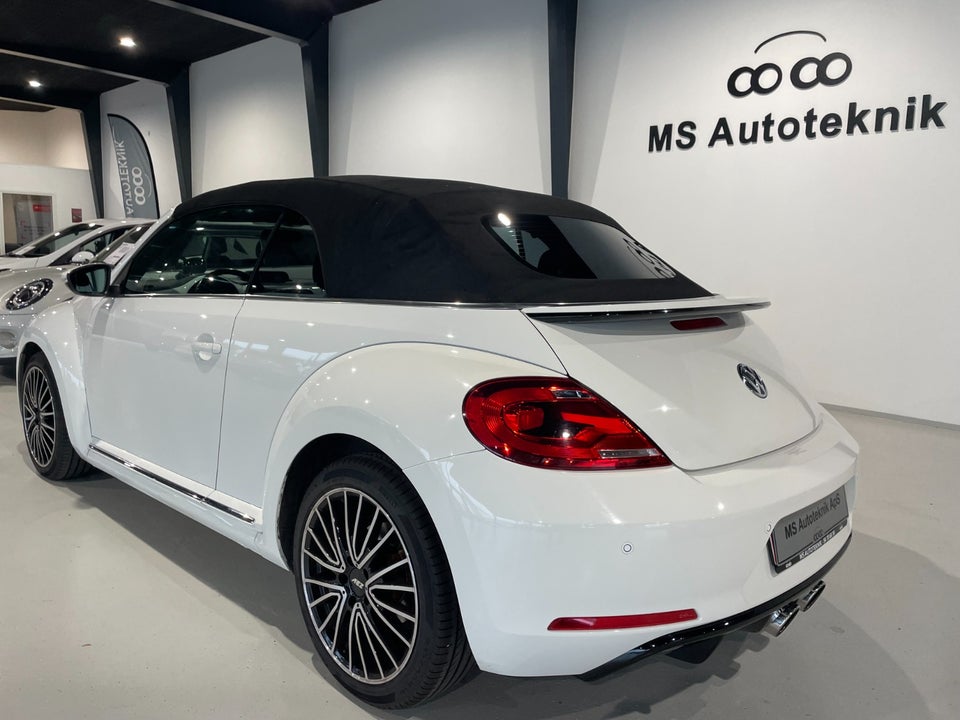 VW The Beetle 1,2 TSi 105 Design Cabriolet 2d