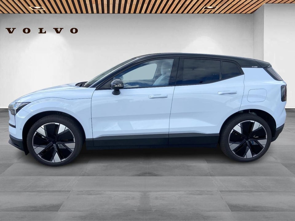 Volvo EX30 Extended Range Ultra 5d
