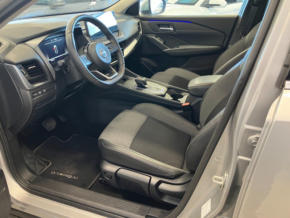 Nissan Qashqai 1,3 mHEV N-Connecta X-tr. 5d