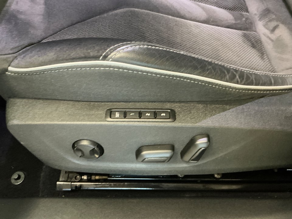 Skoda Enyaq 80x iV Sportline 5d