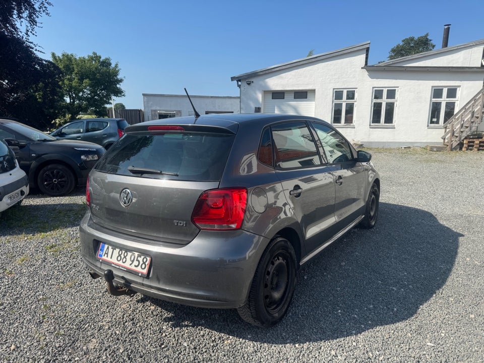 VW Polo 1,6 TDi 90 Trendline DSG 5d