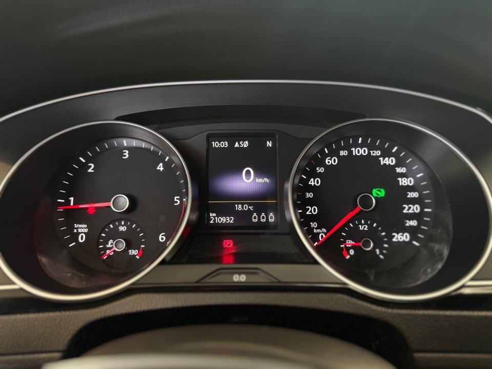 VW Passat 2,0 TDi 240 Highline Variant DSG 4Motion 5d