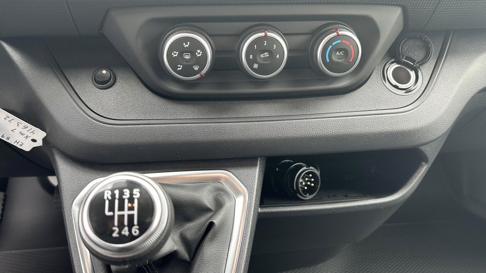 Renault Trafic 2,0 dCi 130 L2H1 Tekno