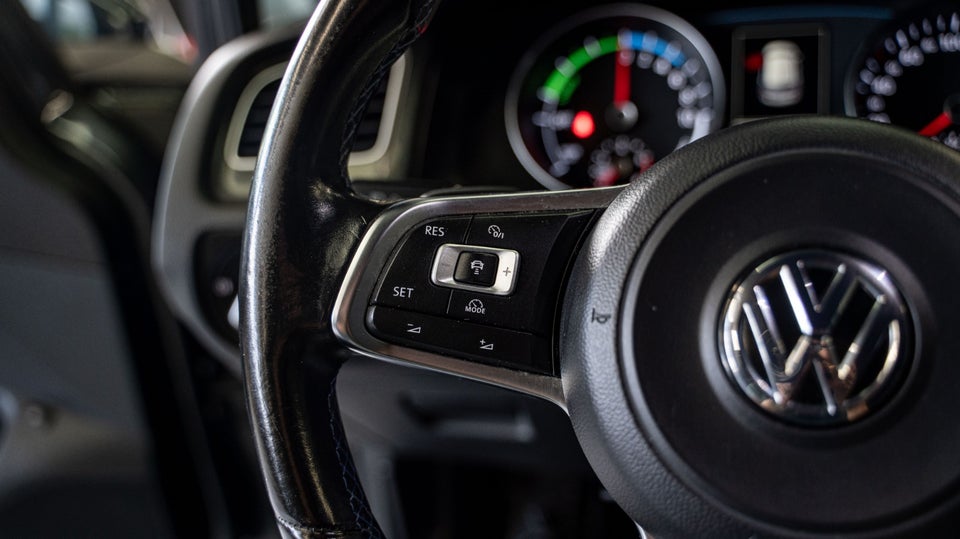 VW Golf VII 1,4 GTE Highline DSG 5d