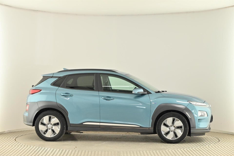 Hyundai Kona 64 EV Premium 5d