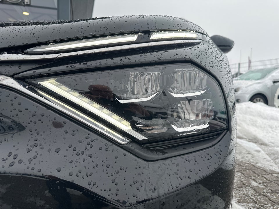 Citroën ë-C4 X 50 Shine 4d