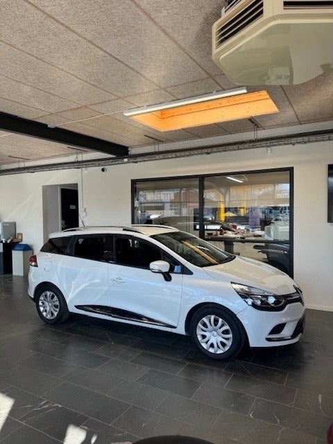 Renault Clio IV 0,9 TCe 90 Zen Sport Tourer 5d