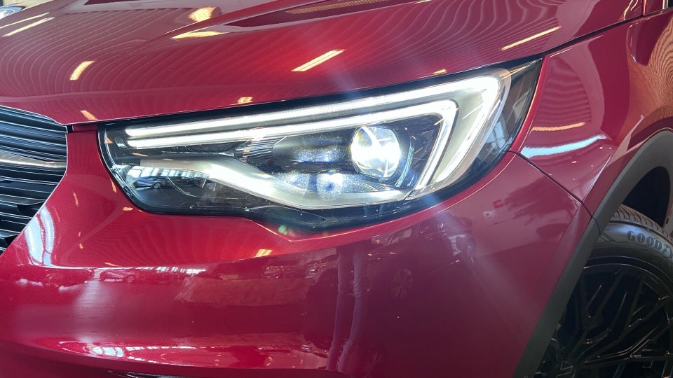 Opel Grandland X 1,6 Hybrid4 EuroLine aut. 5d