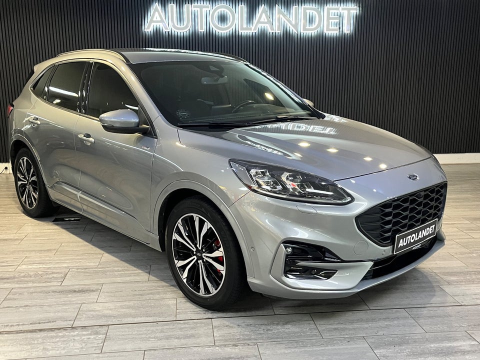 Ford Kuga 2,5 PHEV ST-Line X CVT 5d