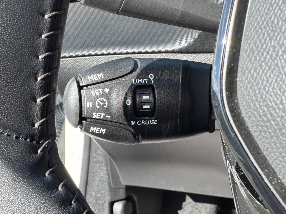 Peugeot 208 1,2 PureTech 75 Active 5d