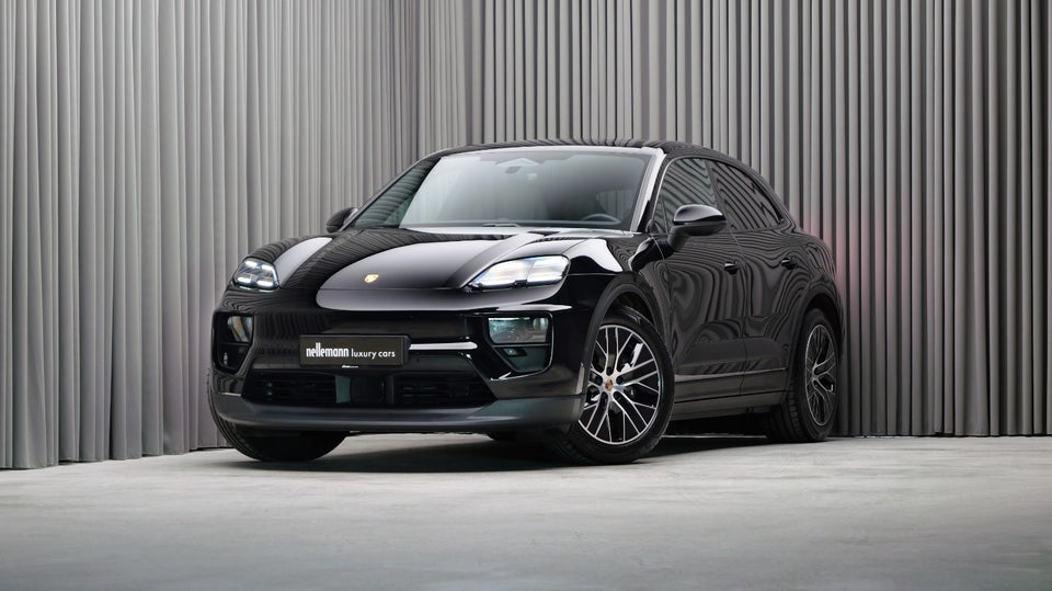 Porsche Macan 4 5d