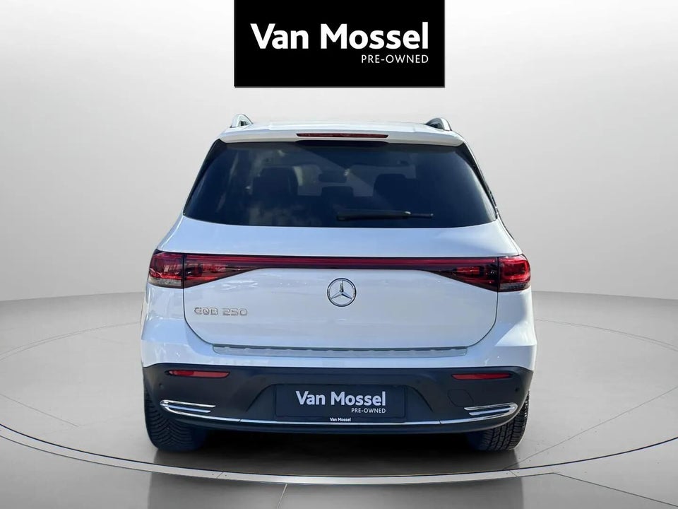 Mercedes EQB250 Progressive 5d