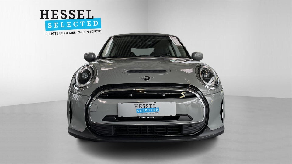 MINI Cooper SE Essential 3d