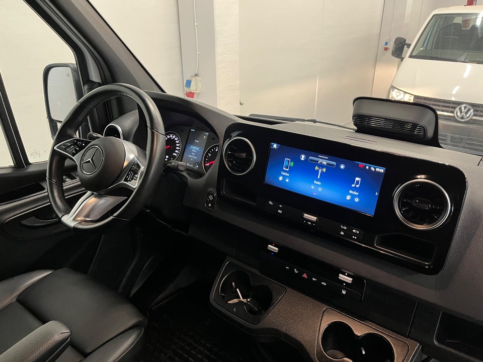 Mercedes Sprinter 317 2,0 CDi A2 Kassevogn aut. RWD